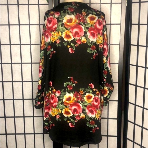 Open Floral Cardigan - Picture 5 of 7
